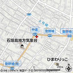 ファミリーマート石垣登野城仲道店周辺の地図