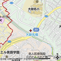 県営大謝名団地１３号棟周辺の地図