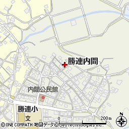 沖縄県うるま市勝連内間907周辺の地図