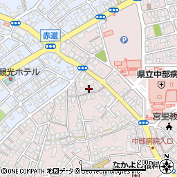 沖縄県うるま市宮里837-4周辺の地図