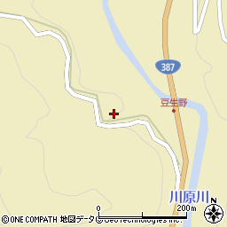 大分県日田市上津江町川原810周辺の地図