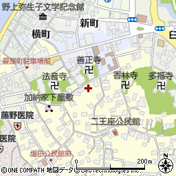 大分県臼杵市二王座159周辺の地図