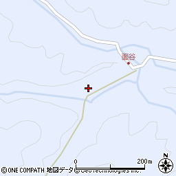 愛媛県北宇和郡松野町上家地412周辺の地図