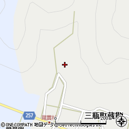 愛媛県西予市三瓶町蔵貫372周辺の地図