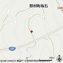 愛媛県西予市野村町坂石587周辺の地図