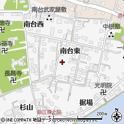 大分県杵築市南杵築南台東214周辺の地図