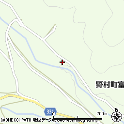 愛媛県西予市野村町富野川642周辺の地図