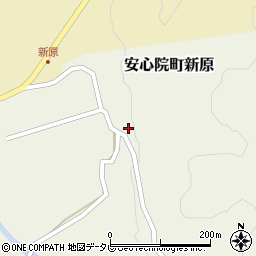 大分県宇佐市安心院町新原325-1周辺の地図