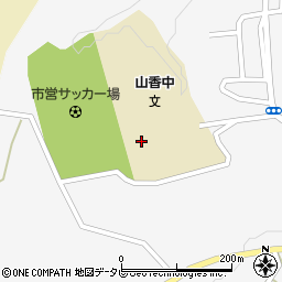 杵築市立山香中学校周辺の地図