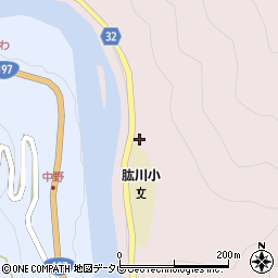 愛媛県大洲市肱川町山鳥坂527周辺の地図