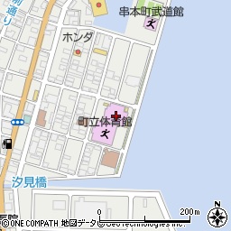 串本町立　体育館周辺の地図