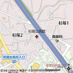 杉塚公民館周辺の地図