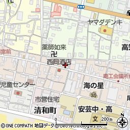 ヤマシタ巧房周辺の地図