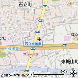 高知県高知市城山町23周辺の地図