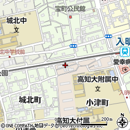 高知県高知市小津町15周辺の地図