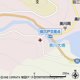 愛媛県上浮穴郡久万高原町上黒岩27周辺の地図