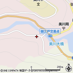 愛媛県上浮穴郡久万高原町上黒岩32周辺の地図