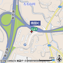 高知県南国市領石303周辺の地図