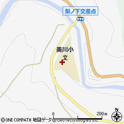 久万高原町立美川小学校周辺の地図
