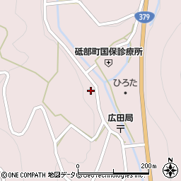愛媛県伊予郡砥部町総津715周辺の地図