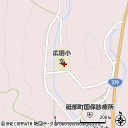 砥部町立広田小学校周辺の地図