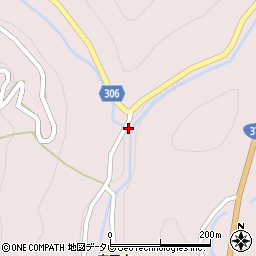 愛媛県伊予郡砥部町総津74周辺の地図