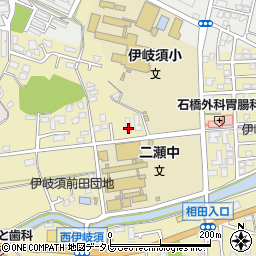 福岡県飯塚市伊岐須811周辺の地図