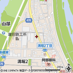 福岡県直方市溝堀周辺の地図