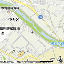 和歌山県田辺市中万呂588周辺の地図
