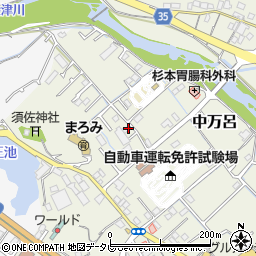 和歌山県田辺市中万呂32周辺の地図
