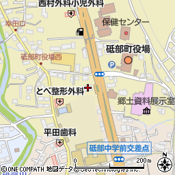 愛媛信用金庫とべ中央支店周辺の地図