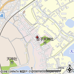 愛媛県伊予市三島町114周辺の地図