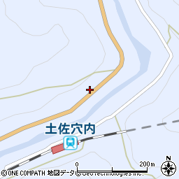 高知県長岡郡大豊町穴内2207周辺の地図