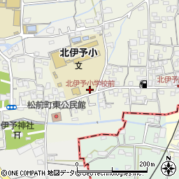 北伊予小学校前周辺の地図