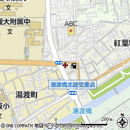 松山湯渡町郵便局周辺の地図