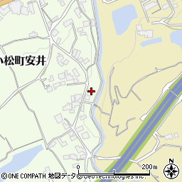 愛媛県西条市小松町安井125周辺の地図