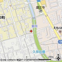 愛媛県新居浜市江口町13-13周辺の地図