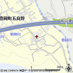 愛媛県四国中央市豊岡町五良野77周辺の地図