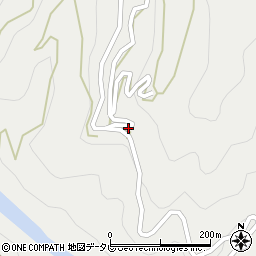 愛媛県四国中央市新宮町上山8086周辺の地図