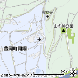 愛媛県四国中央市豊岡町岡銅215周辺の地図