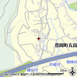 愛媛県四国中央市豊岡町五良野358周辺の地図