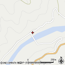 愛媛県四国中央市新宮町上山7861周辺の地図