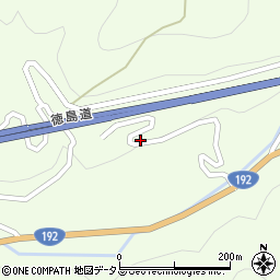 徳島県三好市池田町佐野林81周辺の地図