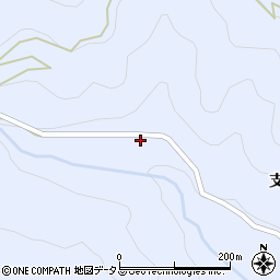 徳島県美馬市穴吹町口山支納371周辺の地図