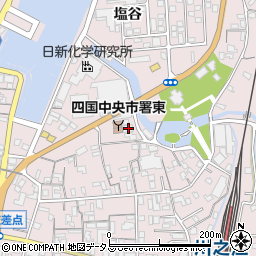 愛媛県四国中央市川之江町1516-2周辺の地図