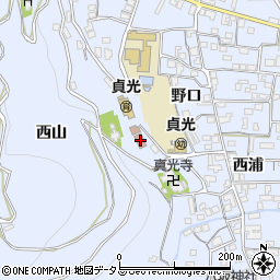 貞光中央公民館周辺の地図