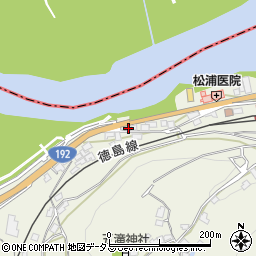 徳島県三好郡東みよし町中庄42周辺の地図