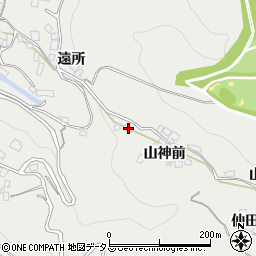 徳島県美馬市穴吹町穴吹山神前52周辺の地図