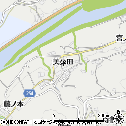徳島県美馬市穴吹町穴吹美少田周辺の地図