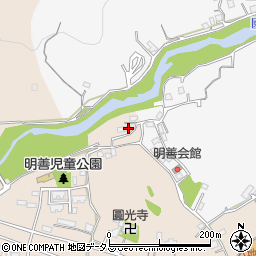 徳島県徳島市上八万町下中筋372周辺の地図